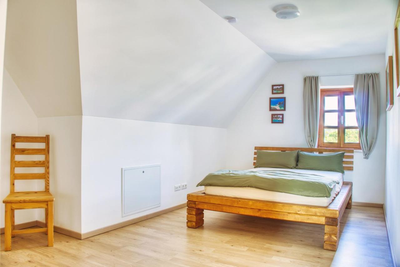 Luxus Apartment! Kueche, Balkon, Netflix, Parkplatz - 8 Personen Ilmmunster Exterior photo